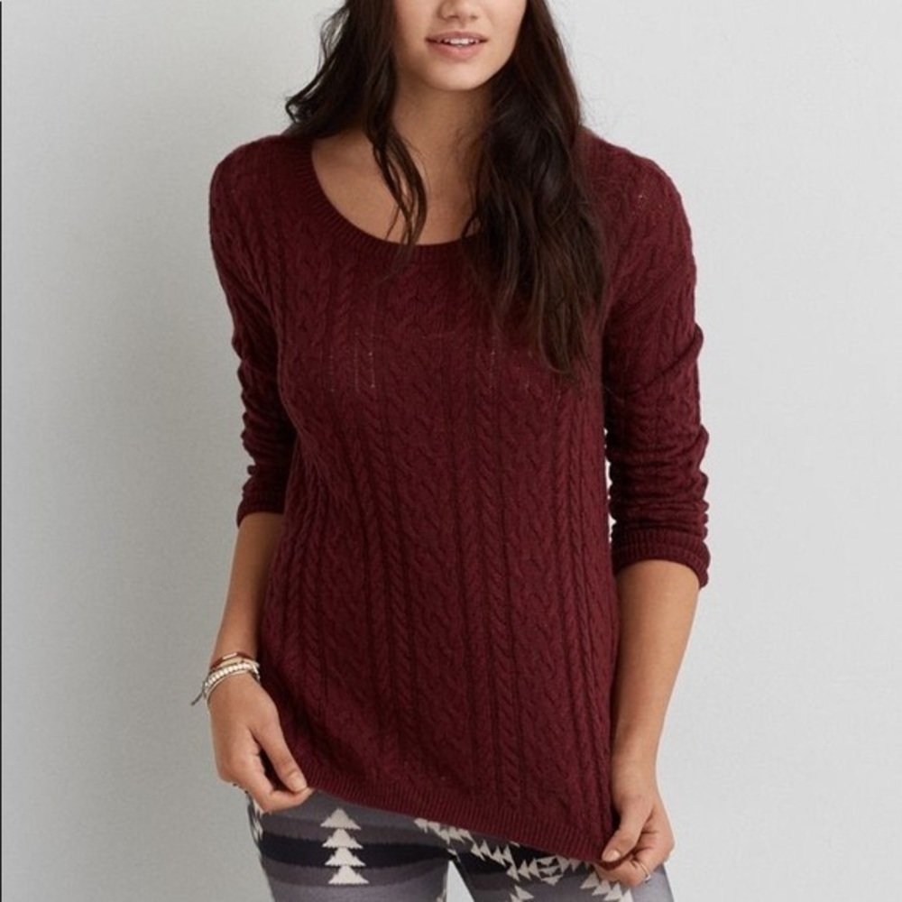 AMERICAN EAGLE Maroon Cable Knit Soft Sweater